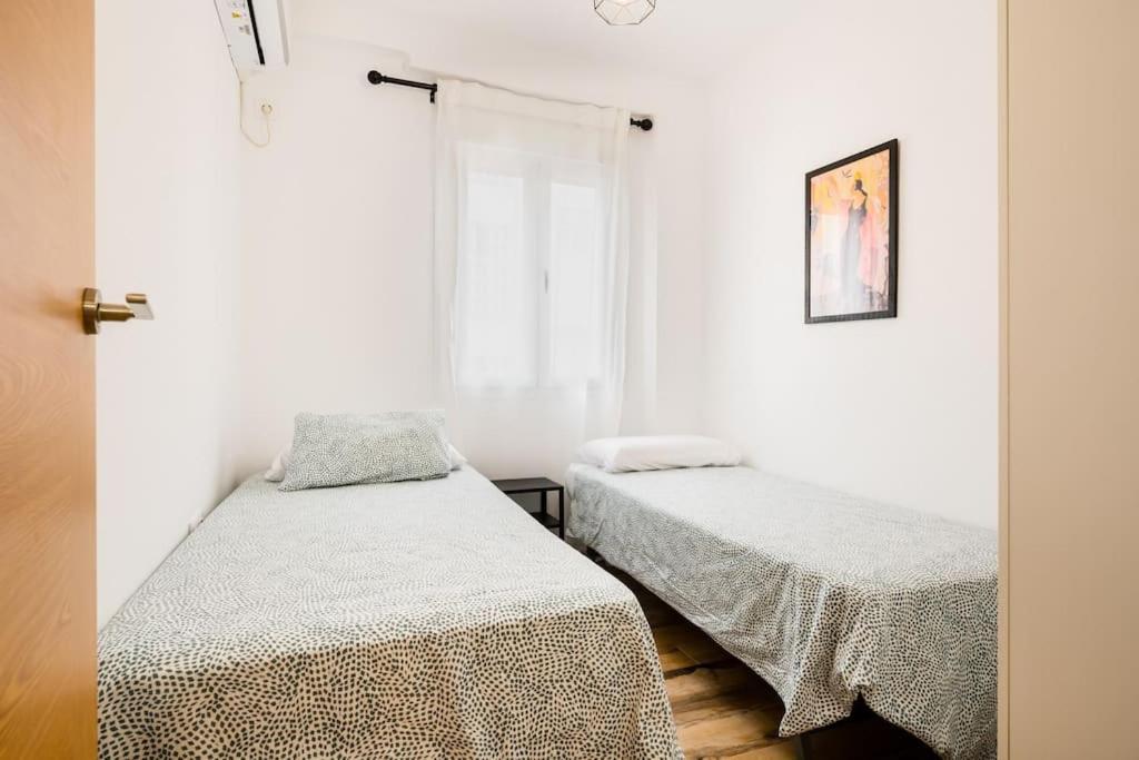 Apto Centrico, 2 Aparcamientos Privados, Bicis Sevilla Exterior foto